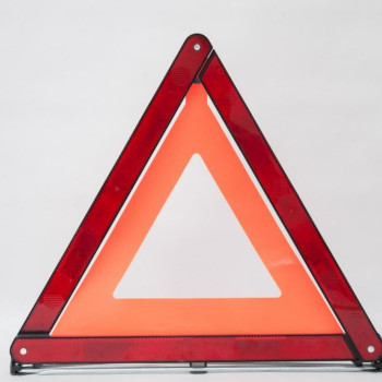 Amio - ΤΡΙΓΩΝΟ ΑΣΦΑΛΕΙΑΣ ΜΕ ΒΑΣΗ ΚΟΚΚΙΝΟ/ΠΟΡΤΟΚΑΛΙ EUROMICRO - 1 ΤΕΜ. (10006-299/AM)